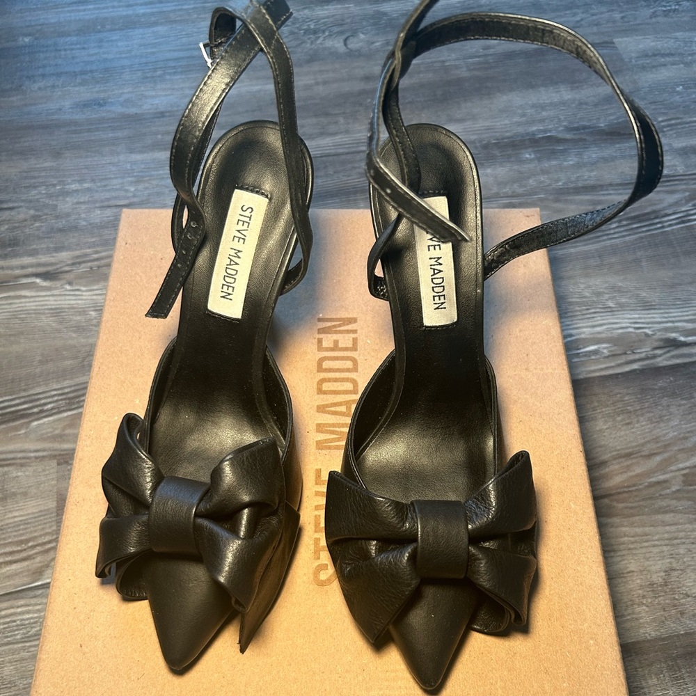 Steve Madden Black Slingback Heels with Bow